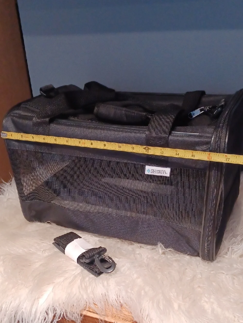 SHERPA Pet Carier